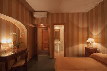 Lemon Garden Hotell Rom Exteriör bild
